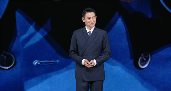 刘德华一开口 !余承东秒变迷弟:刘德华是我心中的非凡大师