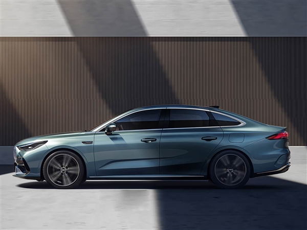 预售8.58万元起 银河星耀6月底上市:吉利又一款大杀器来了