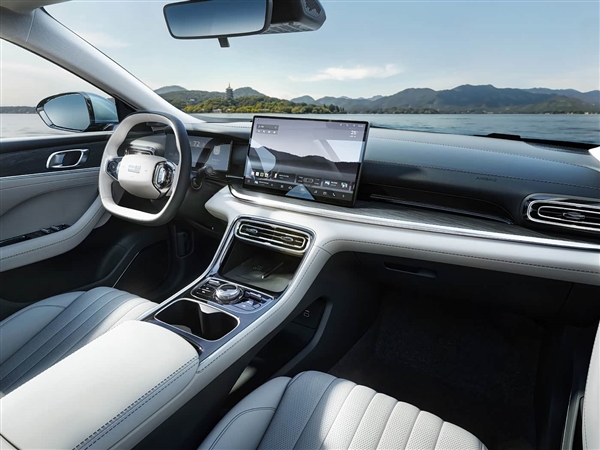 预售8.58万元起 银河星耀6月底上市:吉利又一款大杀器来了