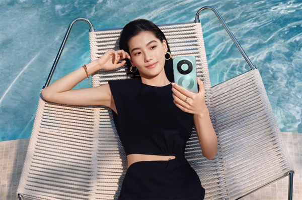 华为史上首款 Mate 80系列支持eSIM：最高能装四个号