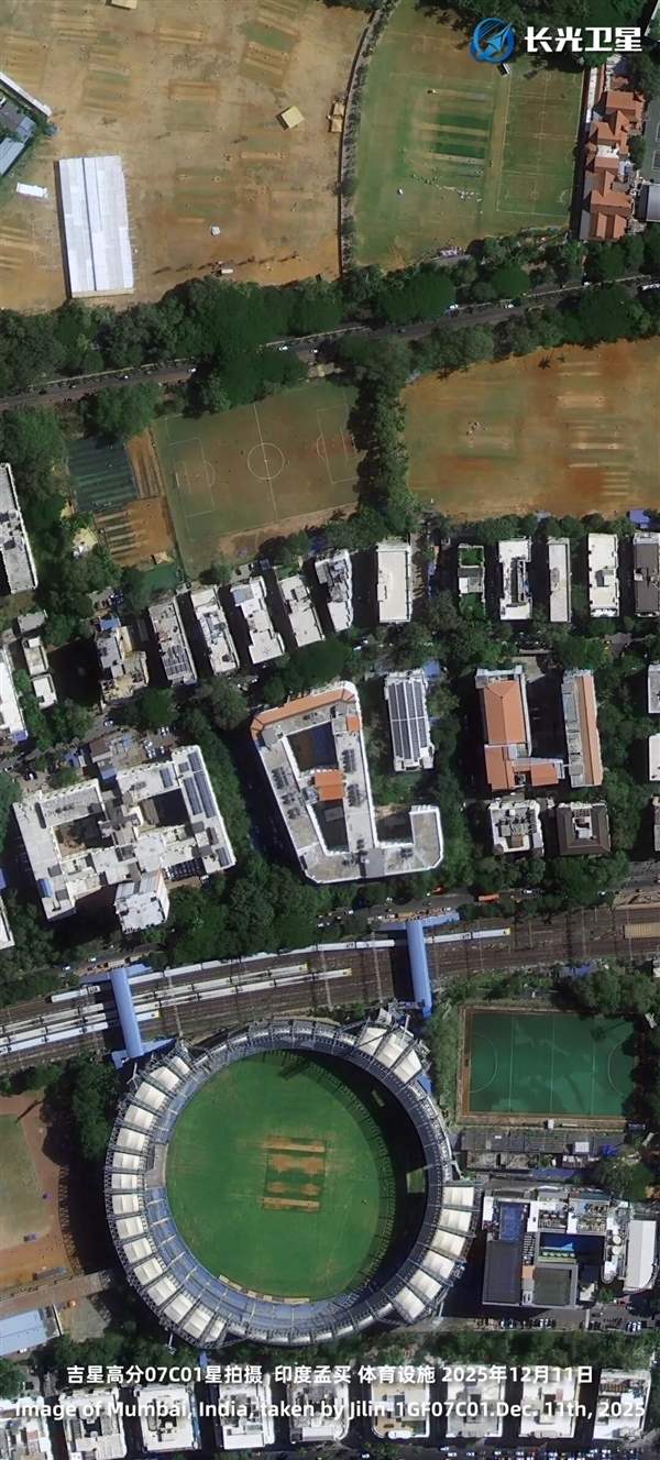 卫星眼中的印度大城市孟买：上海果然不如它！