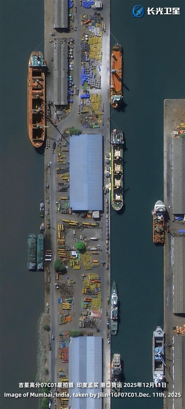 卫星眼中的印度大城市孟买：上海果然不如它！