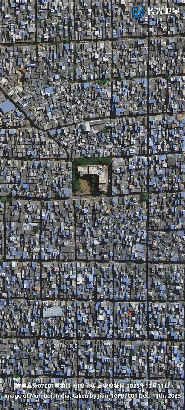 卫星眼中的印度大城市孟买：上海果然不如它！