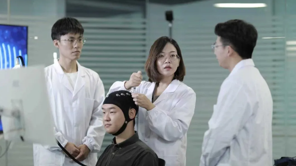 中国完成首次太空脑机接口实验 应用于航天员功能状态与情绪检测