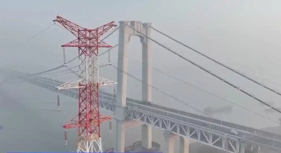 输电容量达120万千!我国首个交直流混联跨江工程建成投产