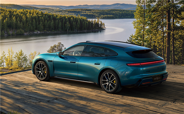 还有大惊喜！余承东官宣尚界Z7T：最年轻态的猎装车来了